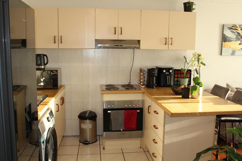 1 Bedroom Property for Sale in Churchill Estate Western Cape